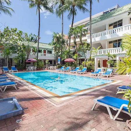 The Expat Hotel Patong Bagian luar foto
